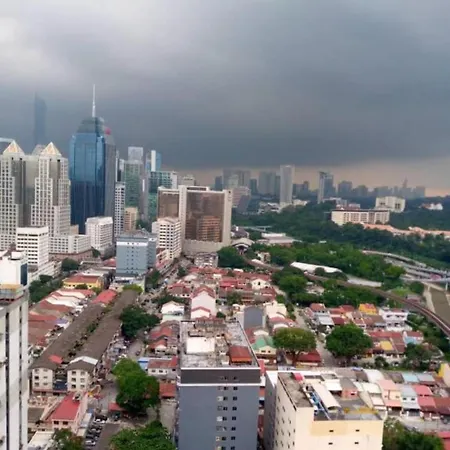 Chamber Services Suite Klcc Kuala Lumpur Exterior photo
