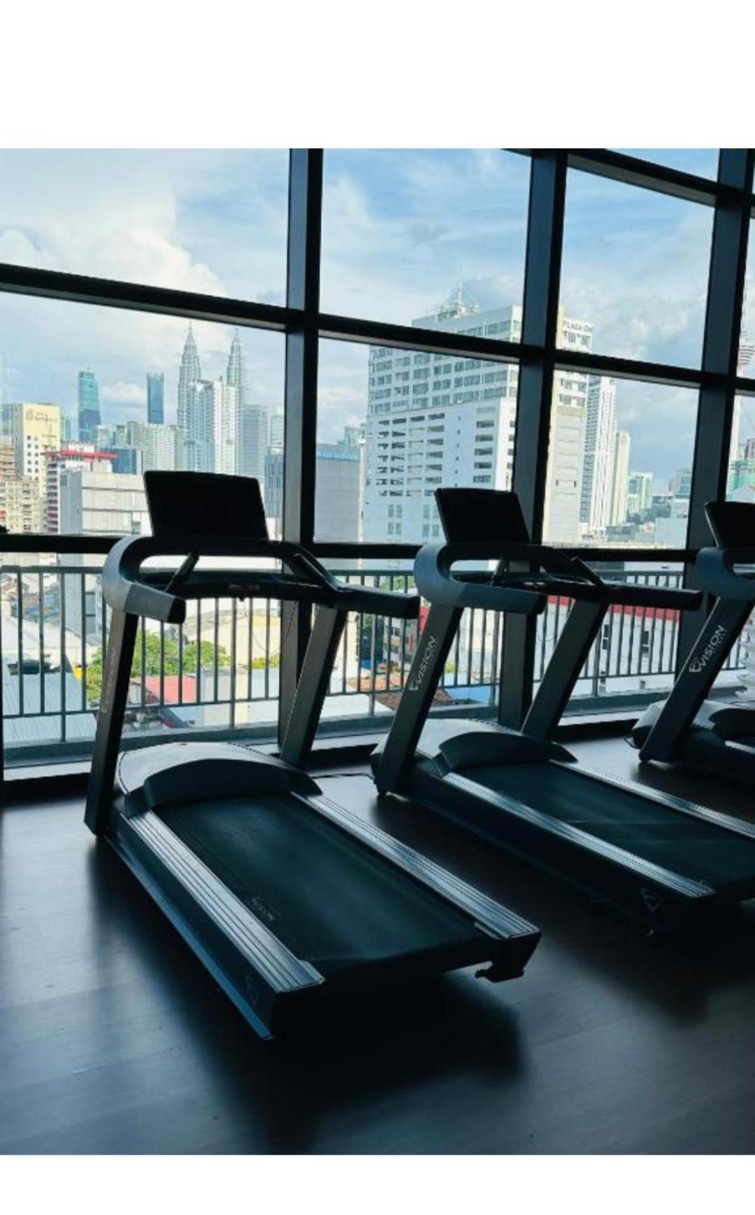Chamber Services Klcc Apartment Kuala Lumpur