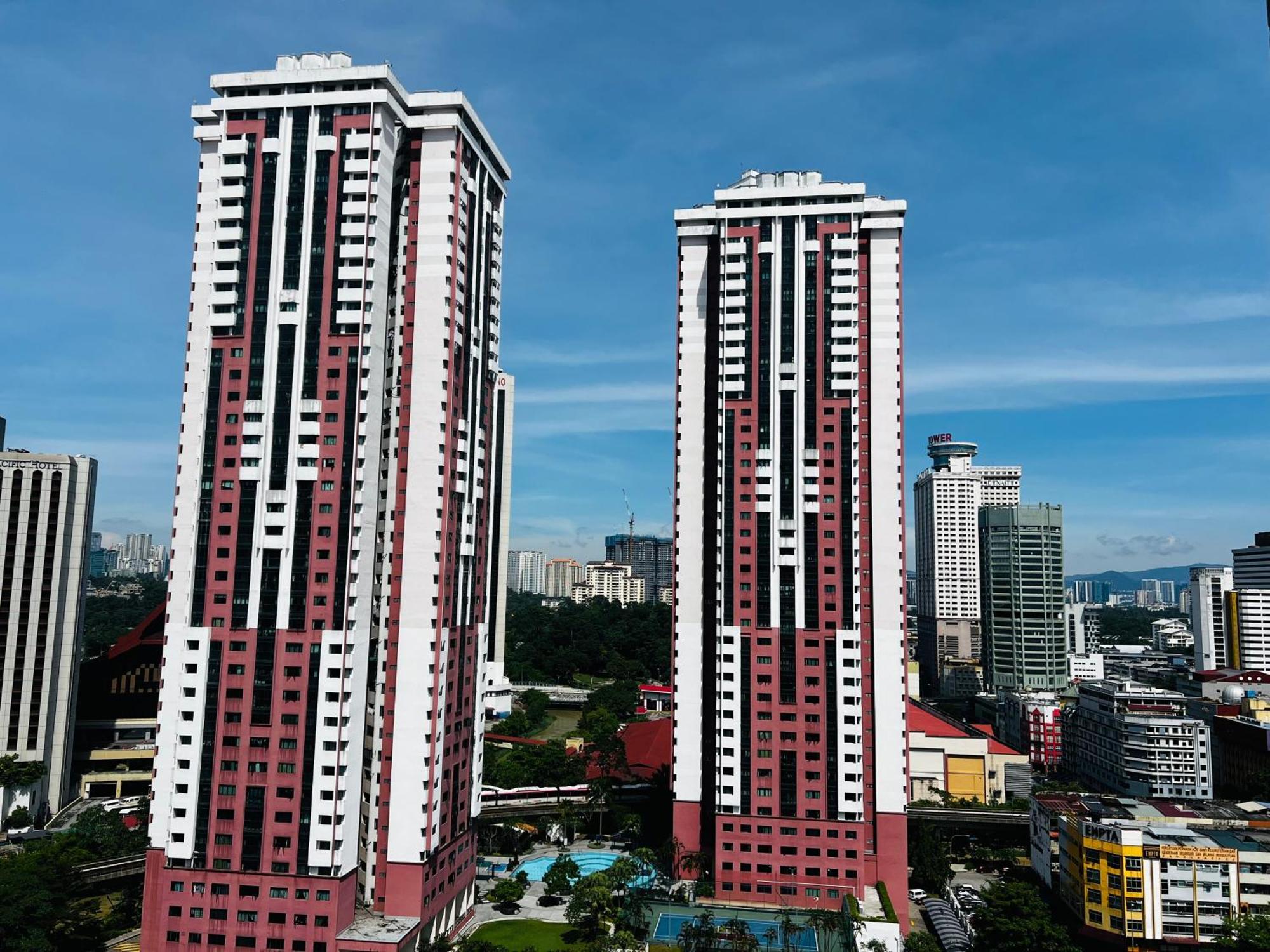 Chamber Services Klcc Apartment Kuala Lumpur